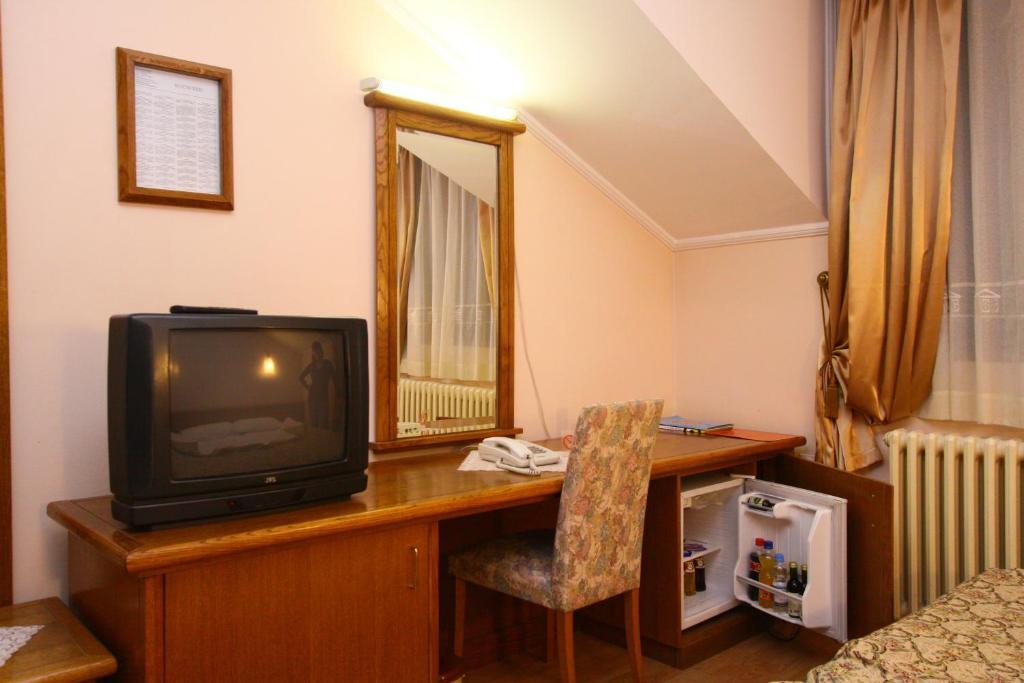 Garni Hotel Pbg Subotica Ruang foto