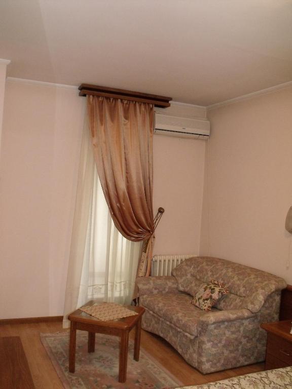 Garni Hotel Pbg Subotica Ruang foto