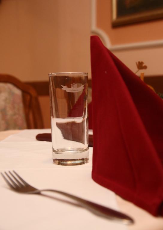 Garni Hotel Pbg Subotica Bagian luar foto