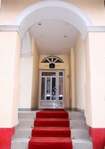 Garni Hotel Pbg Subotica Bagian luar foto